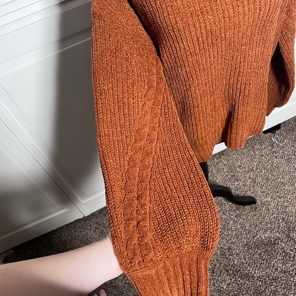 Pink Rose Turtleneck Rustic Caramel Color Lg - Picture 4 of 9